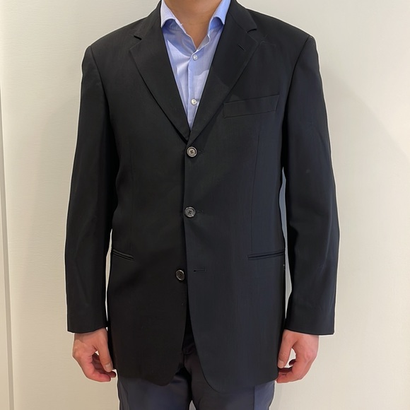 Hugo Boss Wool Suit (rarely worn) - Picture 2 of 14